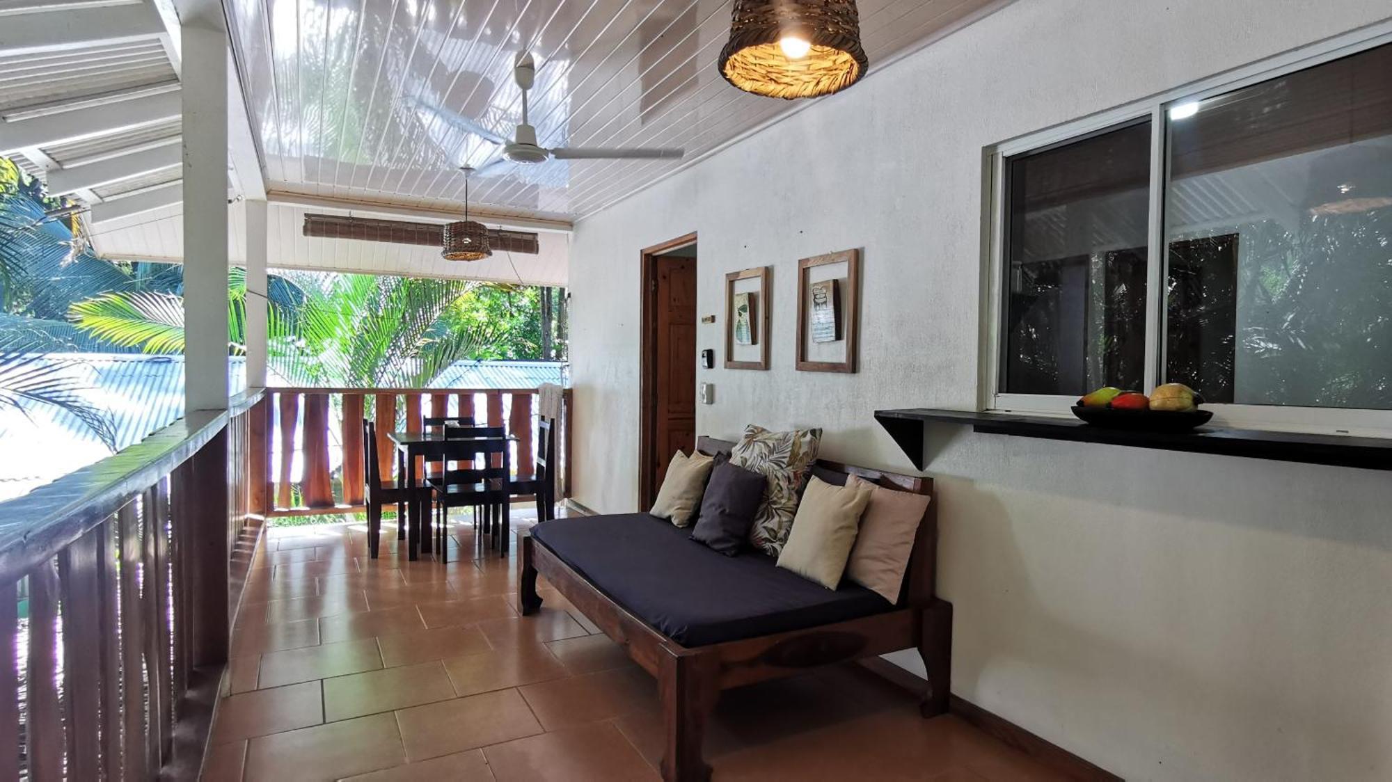 Colibri Apartments - 4 Min Walk To The Beach! Playa Santa Teresa  الغرفة الصورة